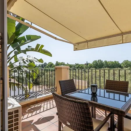 La Quinta I By H *